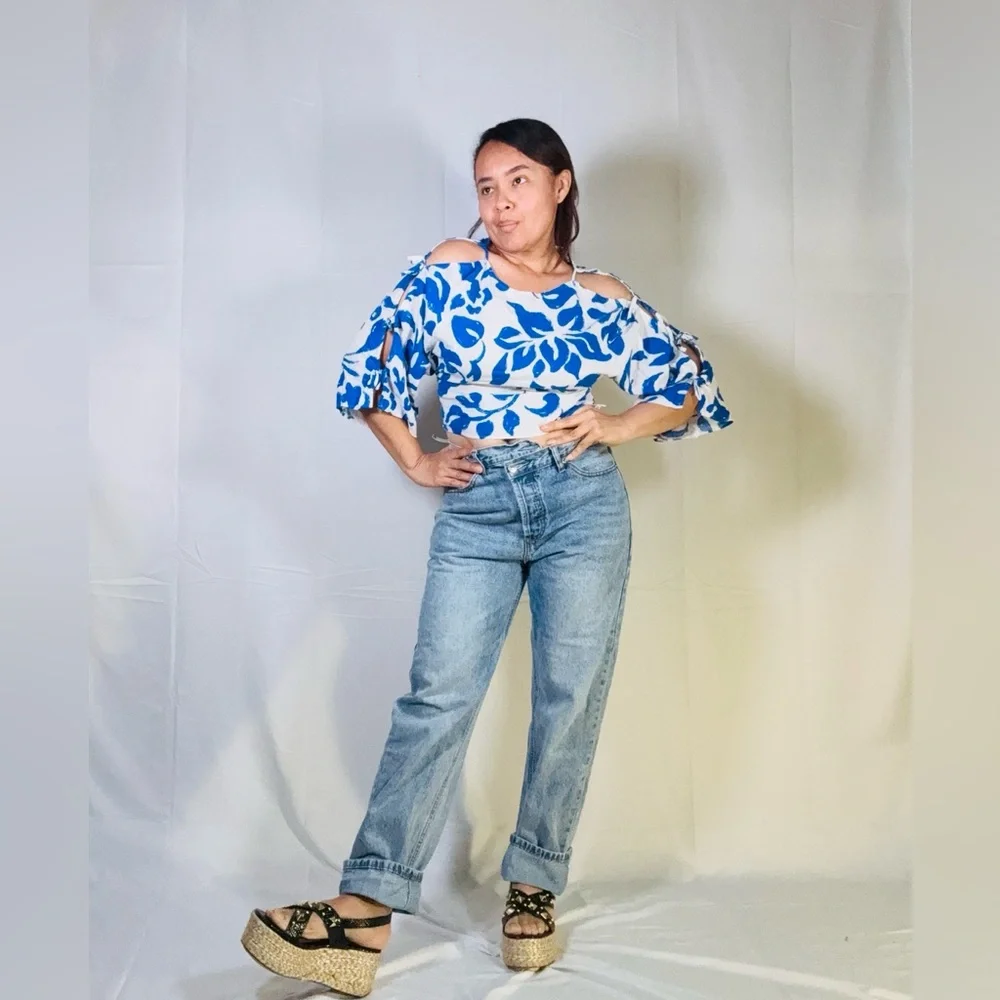 Zara Light Blue Relaxed Fit Jeans